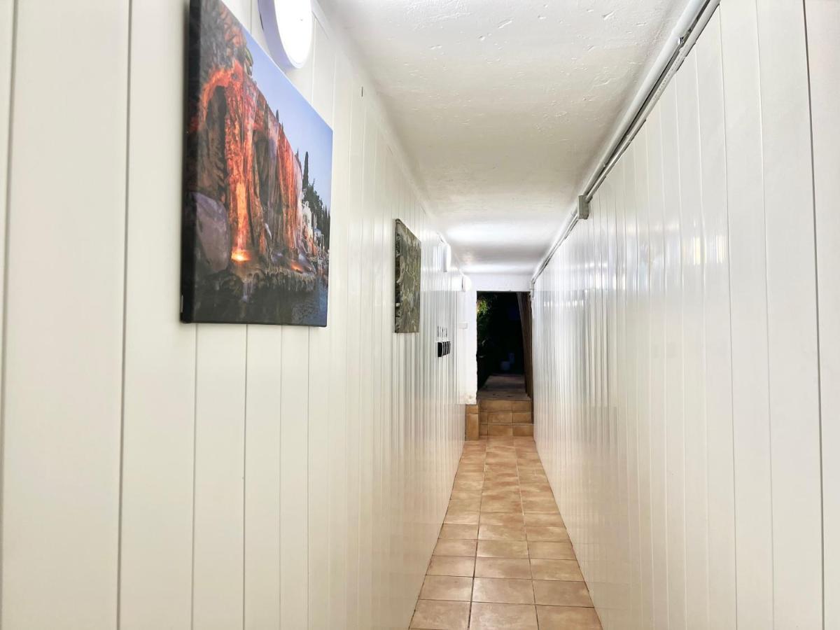 Comfortable Renovated Flat, Wifi! 巴达洛纳 外观 照片